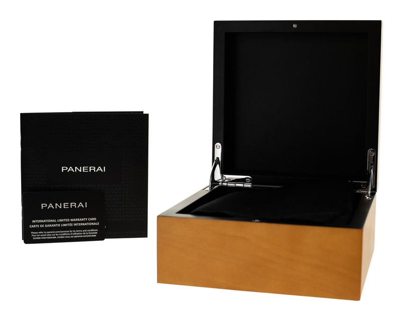 Panerai Submersible QuarantaQuattro PAM01232 Image 4